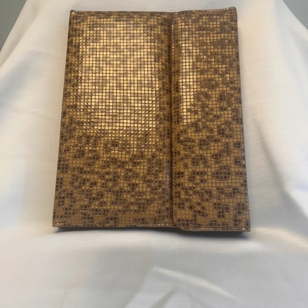 BROOKSTONE animal print IPAD/tablet CASE /W‎ BLUETOOTH KEYBOARD, new out of box